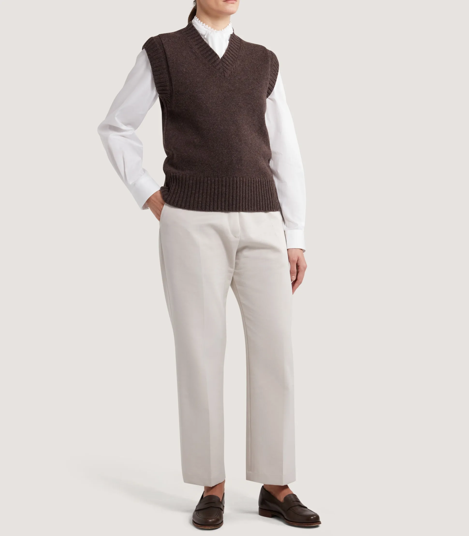 Women's Islay British Outdoor Vest in Walnut