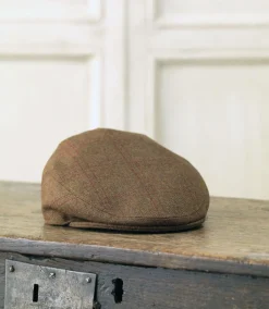 Litton Short Peak Tweed Cap In Audley