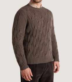 Men's Cashmere Loch Cable Crew Neck Sweater In Dark Taupe