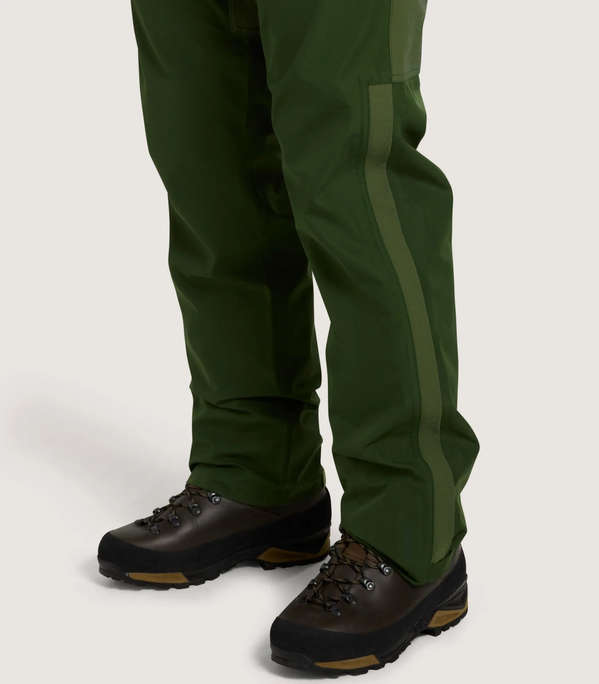 Unisex Carmarthen Overtrousers In Pine Green