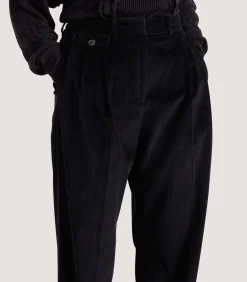 Women's Triple Pleat Trouser In Black